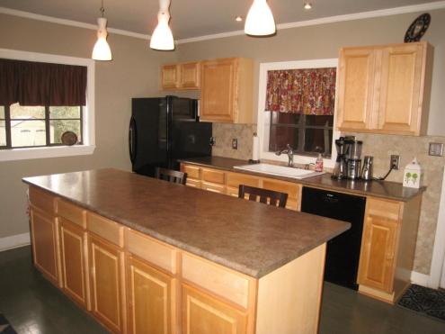 3rdterrace-kitchen.jpg