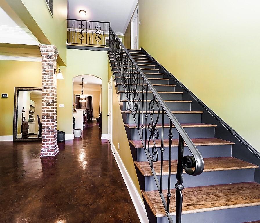 Sumrall Real Estate Beautiful Home with 11+ Acres! Crye Leike